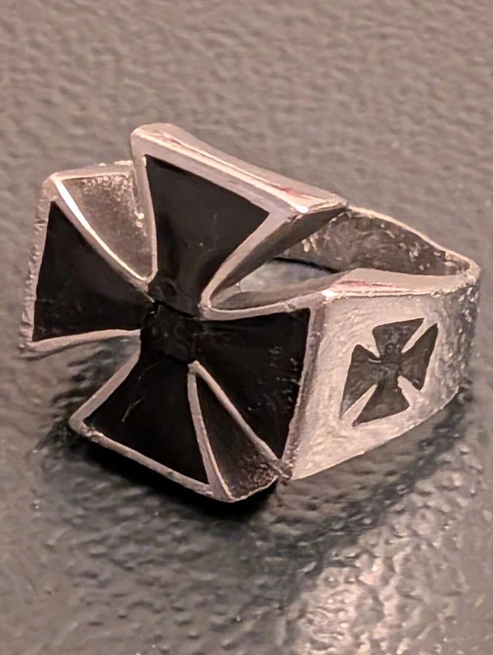 Vintage Massive Oversized Iron Cross Biker Ring Black Onyx Enamel Style Sz 15